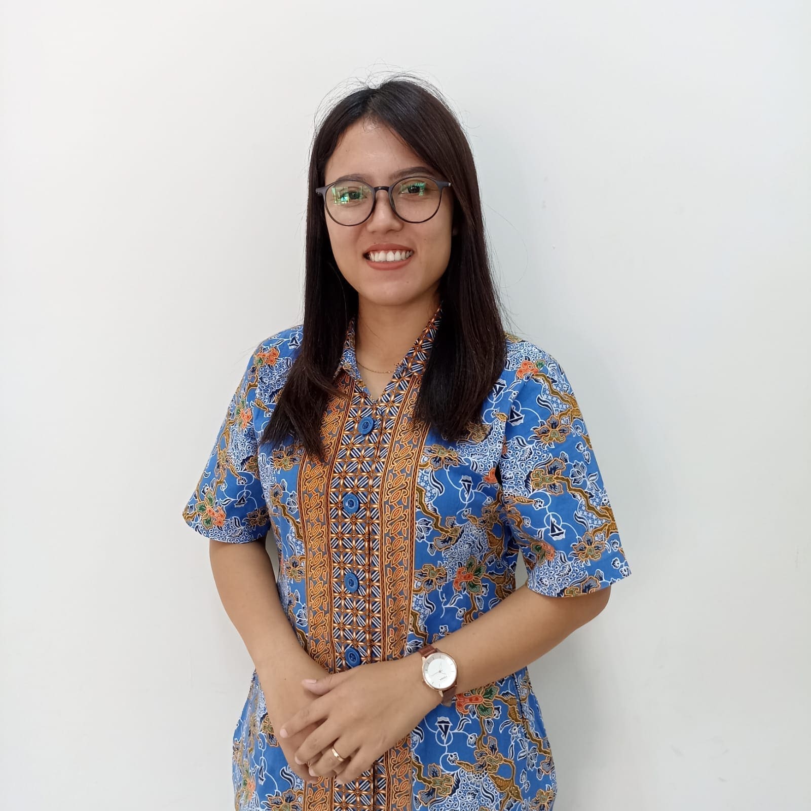 Ester Setiowati, M.Pd